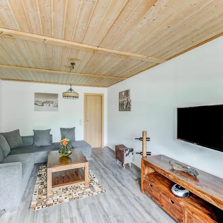 Σπίτι διακοπών Alluring Holiday In Salzburg With Balcony