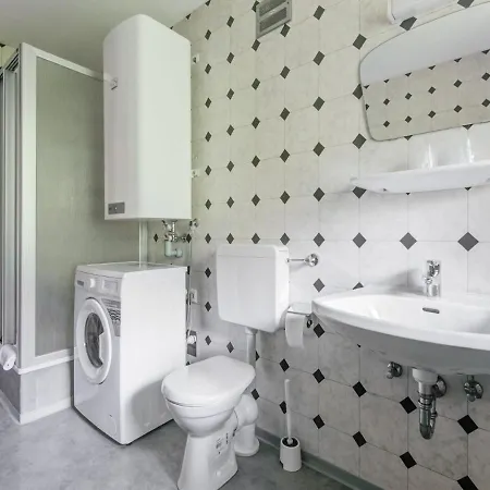 Alluring Holiday In Salzburg With Balcony * Fusch an der Glocknerstraße